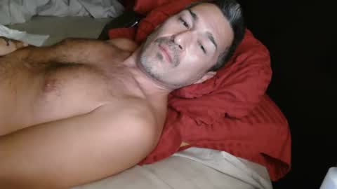 countryjoe2002 online show from December 2025 06:28:01 AM