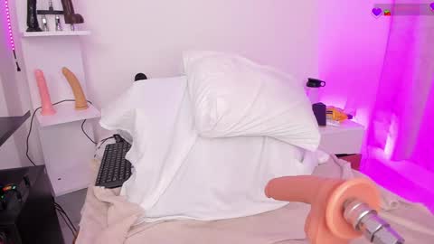 Maria  online show from February 2025 08:44:02 AM