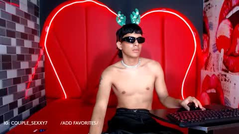 Snapshot of couple_sexxy7 chatting on December 2024 01:22:02 PM MIA LIZ AND SAM online show from December 2024 01:22:02 PM