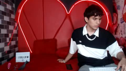 Snapshot of couple_sexxy7 chatting on September 2025 08:09:01 PM MIA LIZ AND SAM online show from September 2025 08:09:01 PM