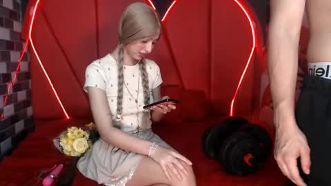 Snapshot of couple_sexxy7 chatting on September 2025 08:11:02 PM MIA LIZ AND SAM online show from September 2025 08:11:02 PM