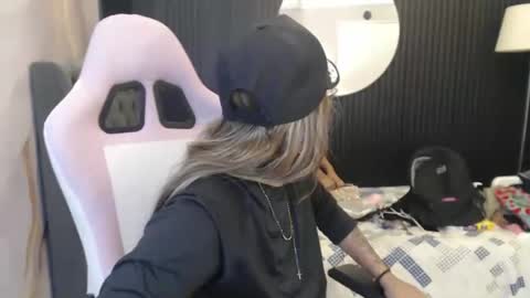 Ashley and Niko online show from June 2026 02:45:02 PM