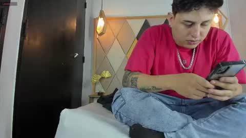 Snapshot of coupleehorny chatting on September 2025 04:12:01 AM Marlon Laura online show from September 2025 04:12:01 AM