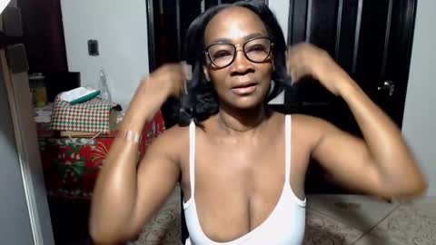 Snapshot of couplehot4uxx chatting on December 2024 01:52:02 PM luckyalysonXXX online show from December 2024 01:52:02 PM