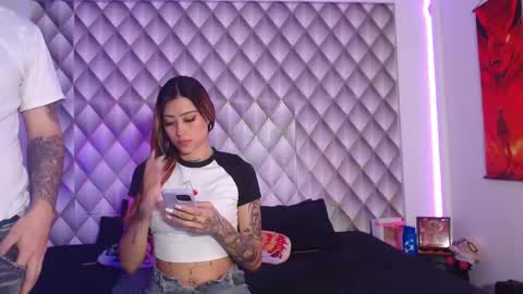 Couplelatin online show from March 2026 07:39:01 PM