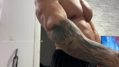 couplemuscle40 online show from March 2026 10:25:01 PM
