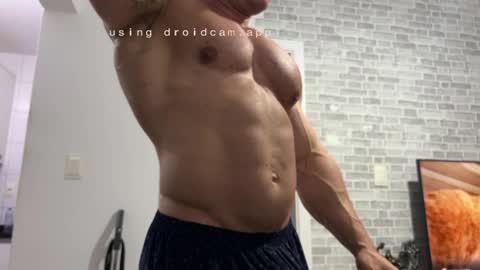 couplemuscle40 online show from April 2026 02:40:02 AM