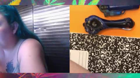 Snapshot of coupleofsinnerz chatting on November 2025 02:33:02 AM coupleofsinnerz online show from November 2025 02:33:02 AM