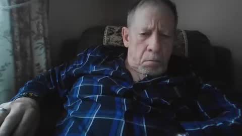 courieral1 online show from December 2025 09:15:02 AM