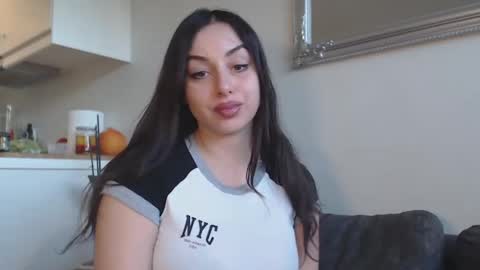 Courtney online show from December 2024 11:04:02 AM