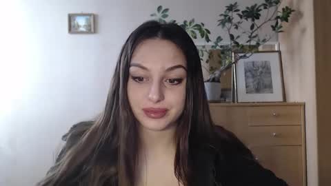 Courtney online show from January 2025 07:53:02 AM