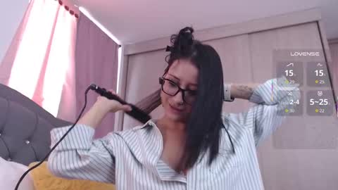 cowgirl_isa online show from September 2025 08:56:01 PM