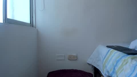 Snapshot of cowmarce chatting on December 2025 01:29:02 PM Marce Online 1pm - 7pm gmt-5 online show from December 2025 01:29:02 PM