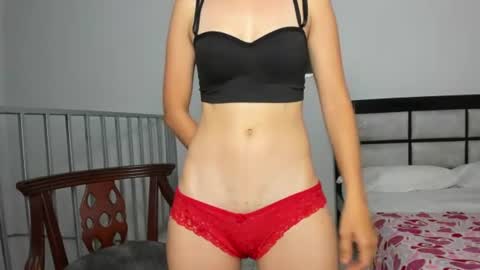 Snapshot of cowmarce chatting on June 2026 02:03:01 AM Marce Online 1pm - 7pm gmt-5 online show from June 2026 02:03:01 AM
