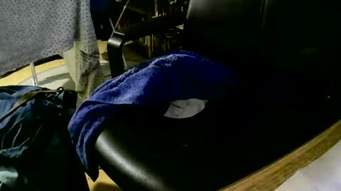 Snapshot of coyote017 chatting on January 2025 04:55:02 PM coyote017 online show from January 2025 04:55:02 PM