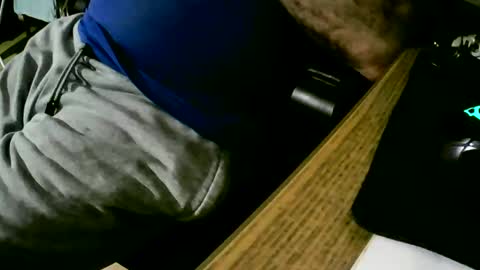 Snapshot of coyote017 chatting on February 2025 07:25:01 PM coyote017 online show from February 2025 07:25:01 PM