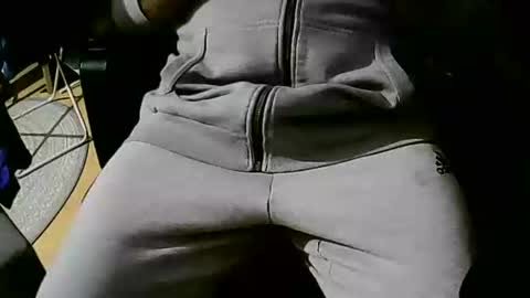 Snapshot of coyote017 chatting on October 2025 04:16:01 PM coyote017 online show from October 2025 04:16:01 PM