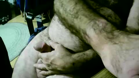 coyote017 online show from November 2025 08:33:02 PM