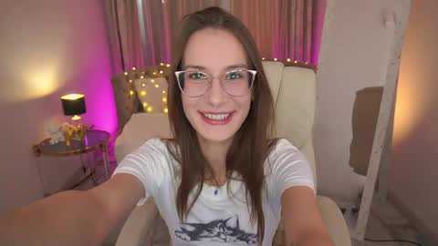 Snapshot of cozymell chatting on June 2026 01:17:02 PM cozymell online show from June 2026 01:17:02 PM