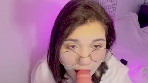 Cozy online show from April 2026 06:25:01 AM