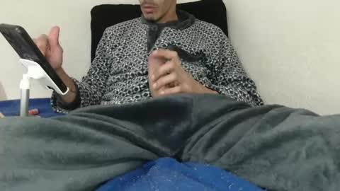 Snapshot of cr7ofcock chatting on December 2024 09:39:01 PM cr7ofcock online show from December 2024 09:39:01 PM