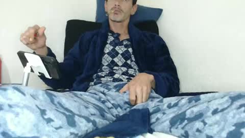 Snapshot of cr7ofcock chatting on January 2025 07:55:01 PM cr7ofcock online show from January 2025 07:55:01 PM