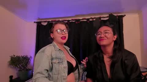 Snapshot of crazy_cakes_ chatting on November 2025 11:16:02 PM Lexie Rose online show from November 2025 11:16:02 PM