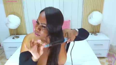 Sara online show from September 2025 11:11:01 AM