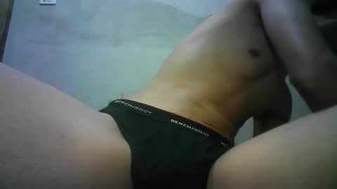 crazyguy870066 online show from April 2026 10:48:01 AM