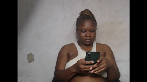 Snapshot of crazyslut17 chatting on October 2025 08:31:01 PM crazyslut17 online show from October 2025 08:31:01 PM