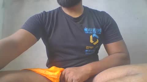 crazzy_booy online show from October 2025 03:47:02 AM