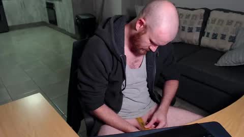 creambater online show from April 2026 06:53:02 PM