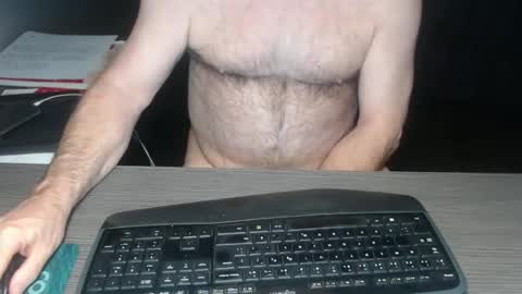 Creamormilk online show from November 2025 09:30:01 AM