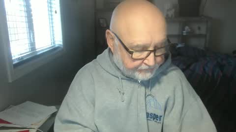 Creamormilk online show from December 2025 01:28:02 PM