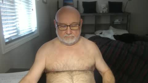 Creamormilk online show from December 2025 02:24:02 PM