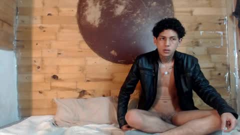  CAMILA Y SEBASTIAN online show from January 2025 07:12:02 AM