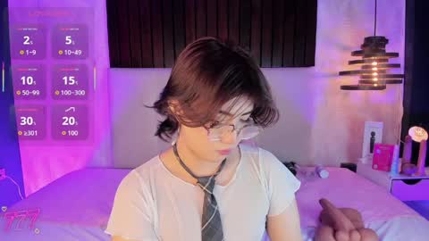 Snapshot of creamy_angelo chatting on April 2026 12:40:02 PM creamy_angelo online show from April 2026 12:40:02 PM