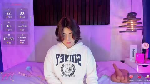 Snapshot of creamy_angelo chatting on June 2026 08:10:02 PM creamy_angelo online show from June 2026 08:10:02 PM
