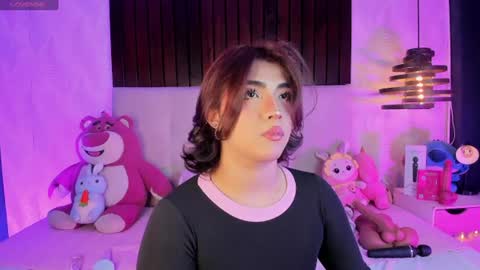 Snapshot of creamy_angelo chatting on June 2026 02:05:01 AM creamy_angelo online show from June 2026 02:05:01 AM