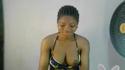 Snapshot of creamy_babyx chatting on May 2026 10:36:01 AM Creamy babyx online show from May 2026 10:36:01 AM