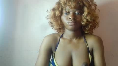 Snapshot of creamy_babyx chatting on June 2026 06:27:02 AM Creamy babyx online show from June 2026 06:27:02 AM