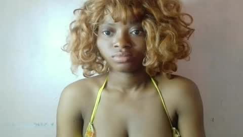 Snapshot of creamy_babyx chatting on June 2026 08:28:01 AM Creamy babyx online show from June 2026 08:28:01 AM