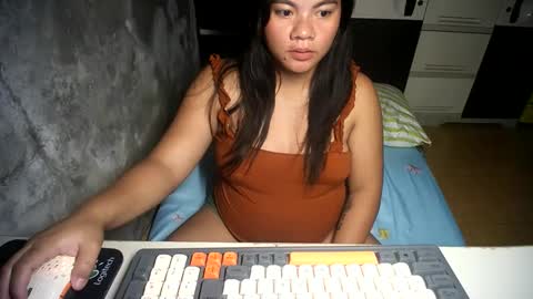 Snapshot of creamy_cunt4uxx chatting on March 2026 05:28:01 PM my pussy always wet online show from March 2026 05:28:01 PM