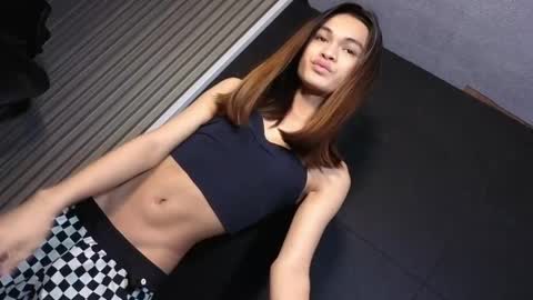 Snapshot of creamy_delilah chatting on May 2026 08:46:01 PM Delilah online show from May 2026 08:46:01 PM