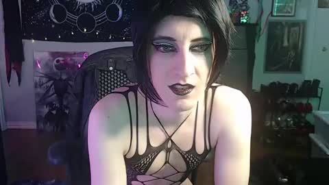 Sylvia online show from February 2025 01:13:02 AM