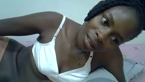 Snapshot of creamy_pussie chatting on April 2026 06:50:02 AM creamy_pussie online show from April 2026 06:50:02 AM