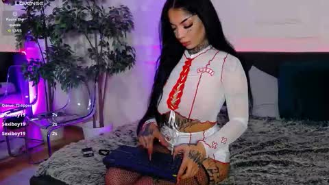 Sophie online show from November 2025 06:45:01 AM