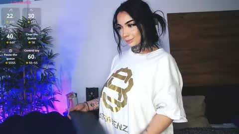 Sophie online show from April 2026 03:56:01 AM