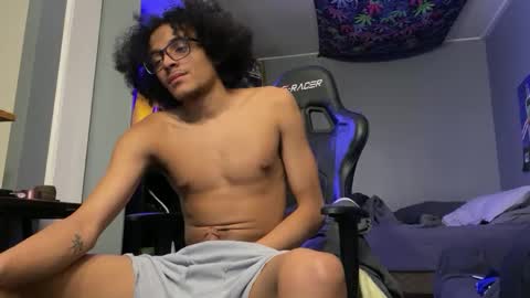 Snapshot of creamypopsicle7 chatting on December 2024 05:25:02 AM Cream online show from December 2024 05:25:02 AM