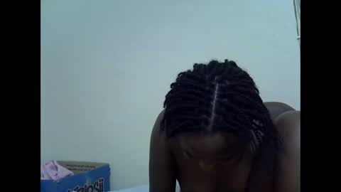 Snapshot of creamyypussyy chatting on September 2025 10:14:02 PM creamyypussyy online show from September 2025 10:14:02 PM